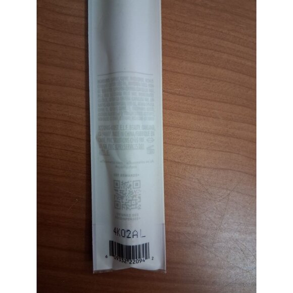 e.l.f. Cream Glide Lip Liner Highly Pigmented Pencil For Shaping & Sculpting Lip - Picture 3 of 3